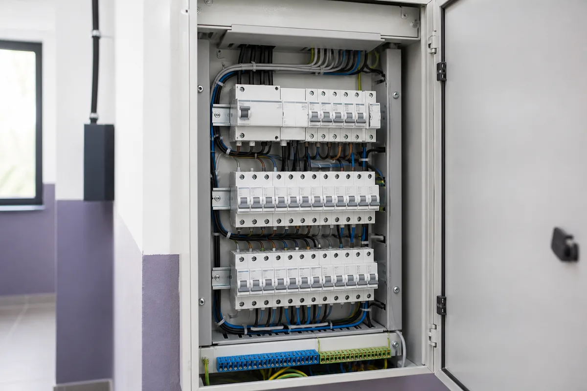 Remplacer un tableau électrique : ce qui déclenche le chantier